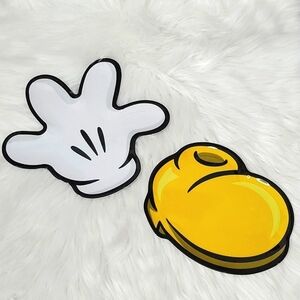 Walt Disney World Theme Park Exclusive Mickey Mouse Glove & Shoe Plastic Plates